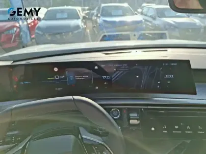 Photo 45 Peugeot 3008  Electrique 73 kWh 210 ch