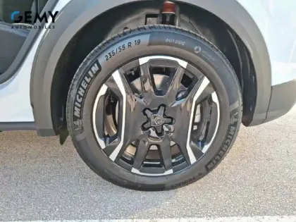 Photo 26 Peugeot 3008  Electrique 73 kWh 210 ch