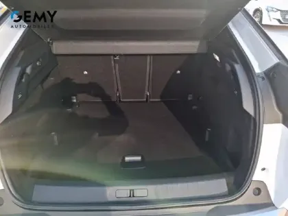 Photo 37 Peugeot 3008  Electrique 73 kWh 210 ch