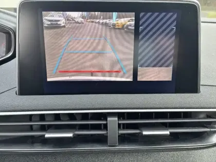 Photo 27 Peugeot 3008 Gén. II Ph1 GT Line 5