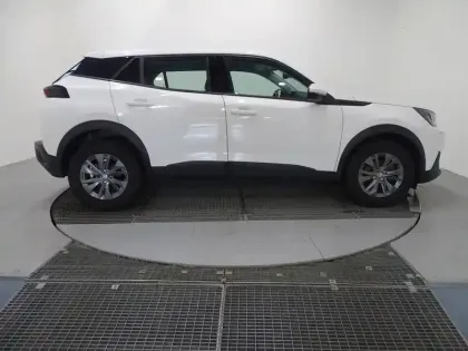 Photo 19 Peugeot 2008  1.2 PureTech 100ch S&S Active Pack