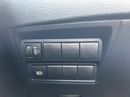 Photo 7 Toyota Yaris  116h Design 5p MY22