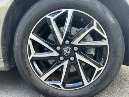 Photo 6 Toyota Yaris  116h Design 5p MY22