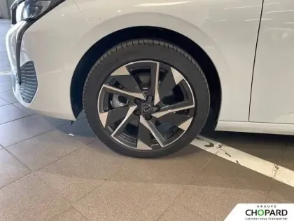 Photo 11 Peugeot 308  Hybrid 136 e-DCS6