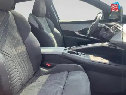 Photo 4 Peugeot 3008  1.2 Hybrid 145ch GT e-DCS6