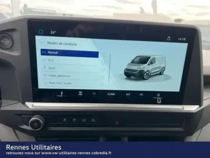 Photo 28 Volkswagen Transporter Gén. VII (T7) Ph1 Business 4