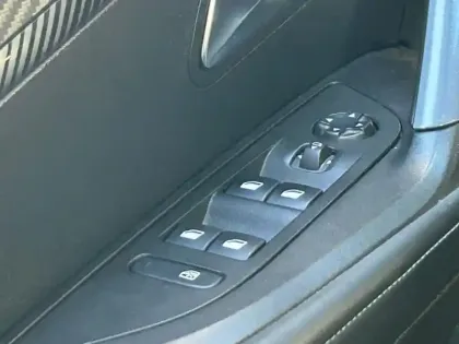 Photo 11 Peugeot 2008  1.2 PureTech 130ch S&S Allure 7cv