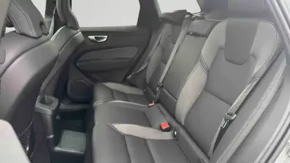 Photo 55 Volvo Xc60  T6 AWD Hybride rechargeable 253 ch+145 ch Geartronic 8