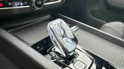 Photo 54 Volvo Xc60  T6 AWD Hybride rechargeable 253 ch+145 ch Geartronic 8