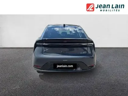 Photo 5 Toyota Prius  Hybride Rechargeable 223ch