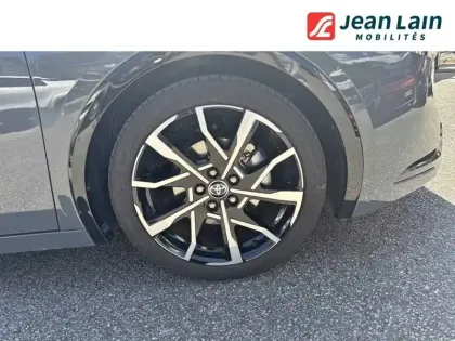 Photo 8 Toyota Prius  Hybride Rechargeable 223ch