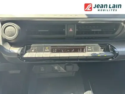 Photo 13 Toyota Prius  Hybride Rechargeable 223ch