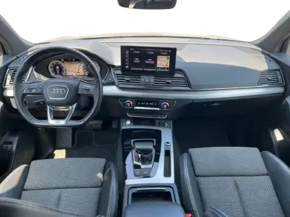Photo 50 Audi Q5  50 TFSIe 299 S tronic 7 Quattro