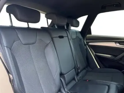 Photo 49 Audi Q5  50 TFSIe 299 S tronic 7 Quattro