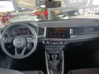 Photo 10 Audi A1  Sportback 30 TFSI 116 ch S tronic 7