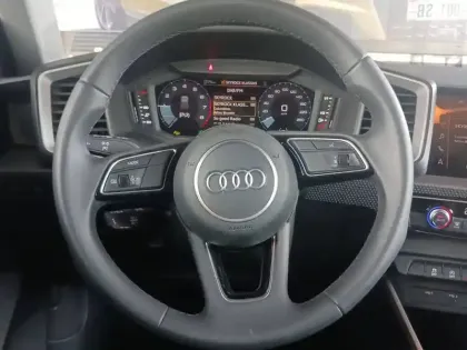 Photo 15 Audi A1  Sportback 30 TFSI 116 ch S tronic 7