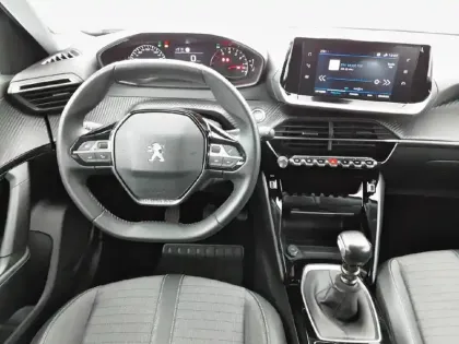 Photo 7 Peugeot 2008  PureTech 100 S&S BVM6