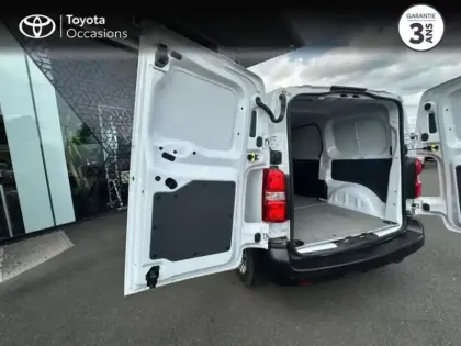 Photo 10 Toyota Proace  Medium 2.0 D-4D 140 Business RC23
