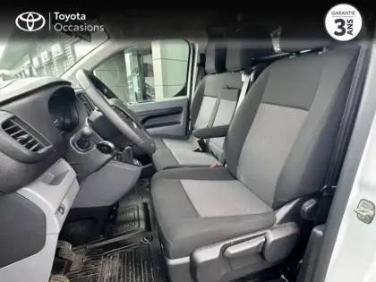 Photo 1 Toyota Proace  Medium 2.0 D-4D 140 Business RC23