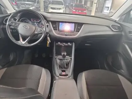Photo 8 Opel Grandland X  1.2 Turbo 130ch ECOTEC Innovation