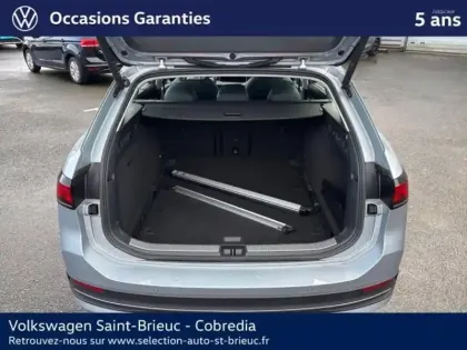 Photo 21 Volkswagen Passat  SW 1.5 eTSI 150ch Life Plus DSG7