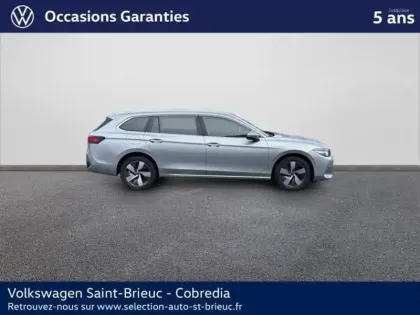 Photo 18 Volkswagen Passat  SW 1.5 eTSI 150ch Life Plus DSG7
