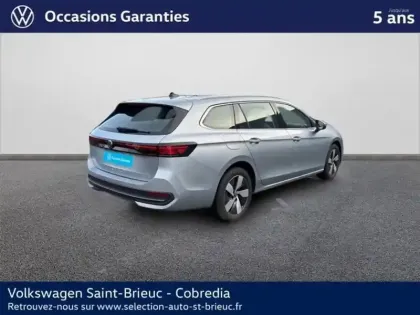 Photo 19 Volkswagen Passat  SW 1.5 eTSI 150ch Life Plus DSG7