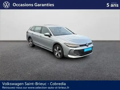 Photo 17 Volkswagen Passat  SW 1.5 eTSI 150ch Life Plus DSG7
