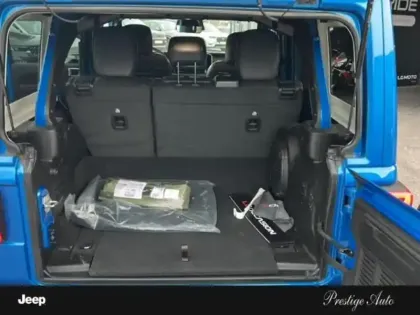 Photo 26 Jeep Wrangler  Unlimited 2.0 T 380ch 4xe Sahara Command Trac