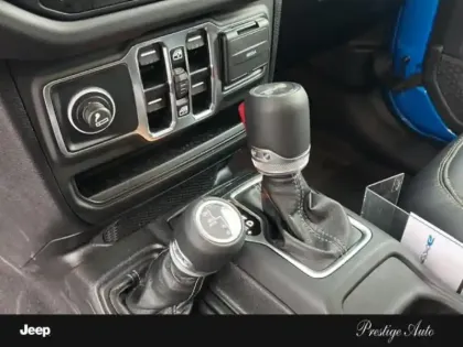 Photo 27 Jeep Wrangler  Unlimited 2.0 T 380ch 4xe Sahara Command Trac