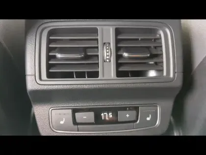 Photo 13 Audi Q5  Sportback 55 TFSI e 367ch S line quattro S tronic 7