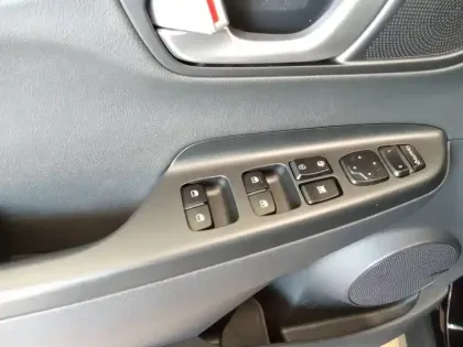 Photo 22 Hyundai Kona  Electrique 39 kWh - 136 ch