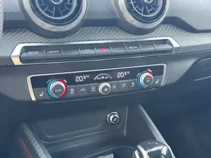 Photo 24 Audi Q2  35 TFSI 150 S tronic 7