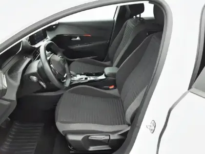 Photo 30 Peugeot 208  Electrique 50 kWh 136ch