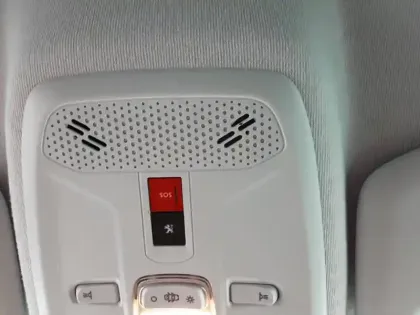 Photo 38 Peugeot 208  Electrique 50 kWh 136ch