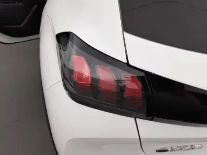 Photo 36 Peugeot 208  Electrique 50 kWh 136ch