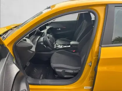 Photo 10 Peugeot 208  Electrique 50 kWh 136ch