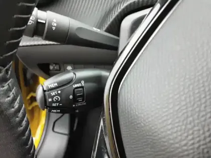 Photo 45 Peugeot 208  Electrique 50 kWh 136ch