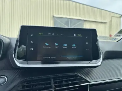 Photo 19 Peugeot 208  Electrique 50 kWh 136ch