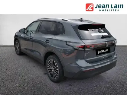 Photo 24 Volkswagen Tiguan  2.0 TDI 150ch DSG7