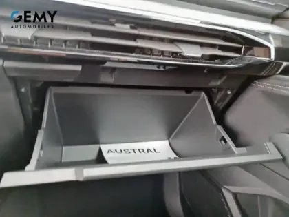 Photo 19 Renault Austral  E-Tech full hybrid 200 GSR2
