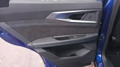 Photo 38 Renault Austral  E-Tech full hybrid 200 GSR2