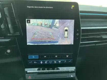 Photo 30 Renault Austral  E-Tech full hybrid 200 GSR2