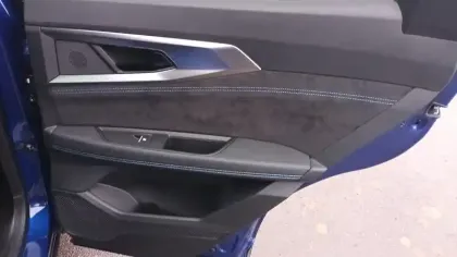 Photo 39 Renault Austral  E-Tech full hybrid 200 GSR2