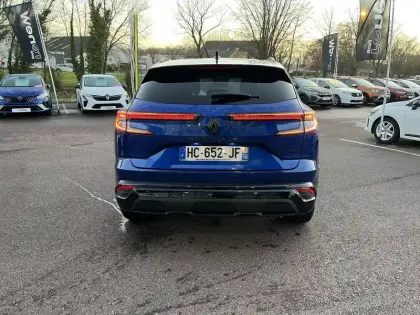 Photo 19 Renault Austral  E-Tech full hybrid 200 GSR2