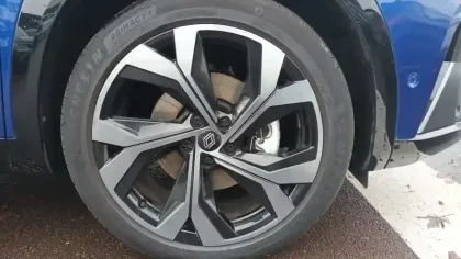 Photo 51 Renault Austral  E-Tech full hybrid 200 GSR2