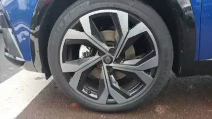 Photo 44 Renault Austral  E-Tech full hybrid 200 GSR2