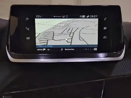 Photo 48 Peugeot 208  PureTech 75 S&S BVM5