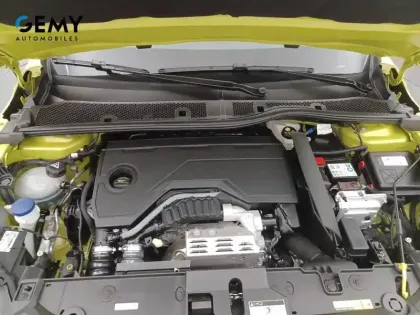 Photo 10 Peugeot 208  Hybrid 100 e-DCS6