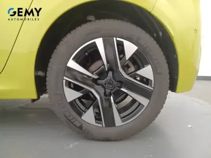 Photo 9 Peugeot 208  Hybrid 100 e-DCS6